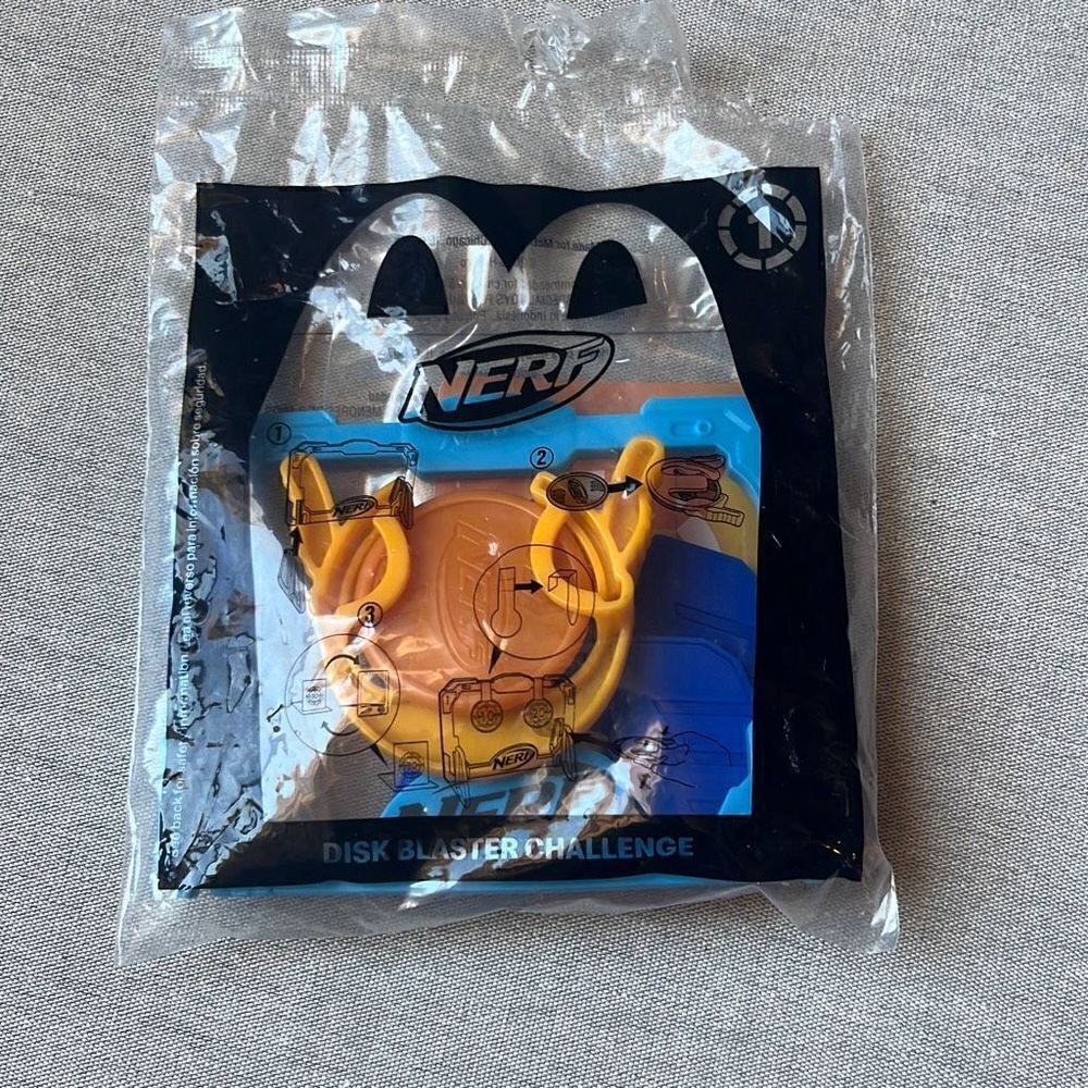 McDonald's Nerf Disk Blaster‎ Challenge Happy Meal Toy #1 New